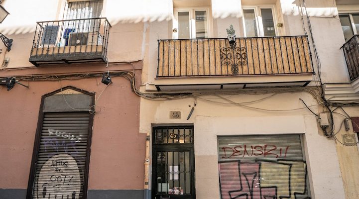 Mesón_de_Paredes_45_-4